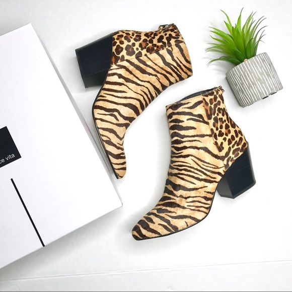 SOLD💕Dolce Vita Coltyn Calf Hair Bootie - Picture 2 of 8